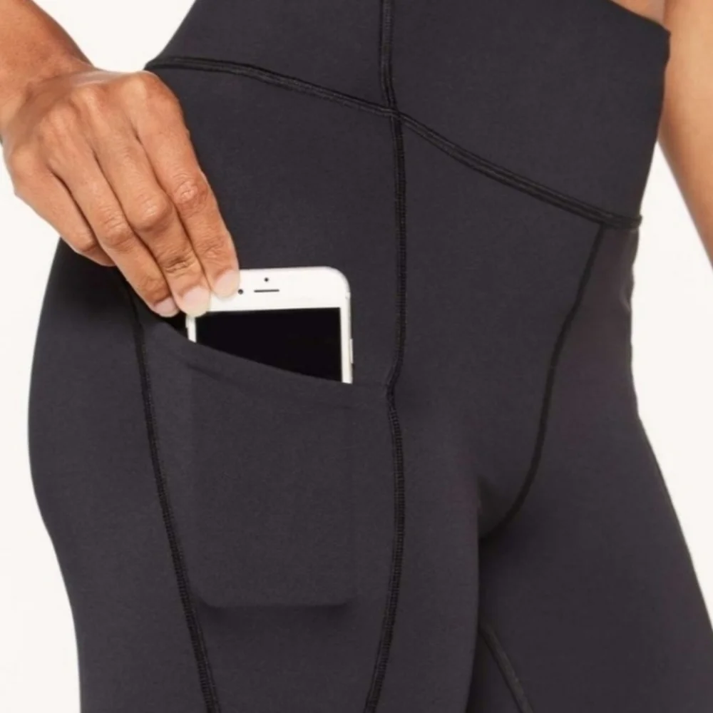 Lululemon break free cropped pants
